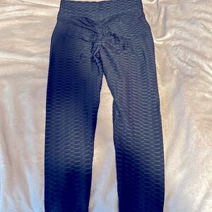 Booty Lifting Bubble Leggings